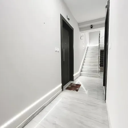 Blueline 4 Loutráki